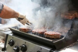 🔥 Safe Summer Grilling Tips